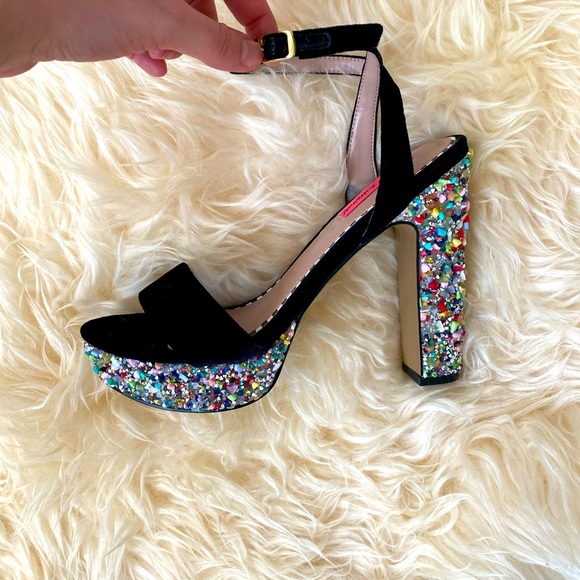 Betsy Johnson Platform Heels - Picture 1 of 4